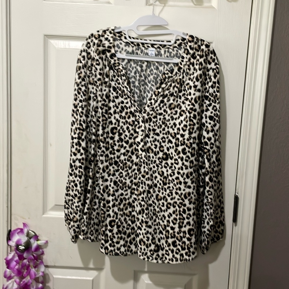 Cheetah blouse size XL
